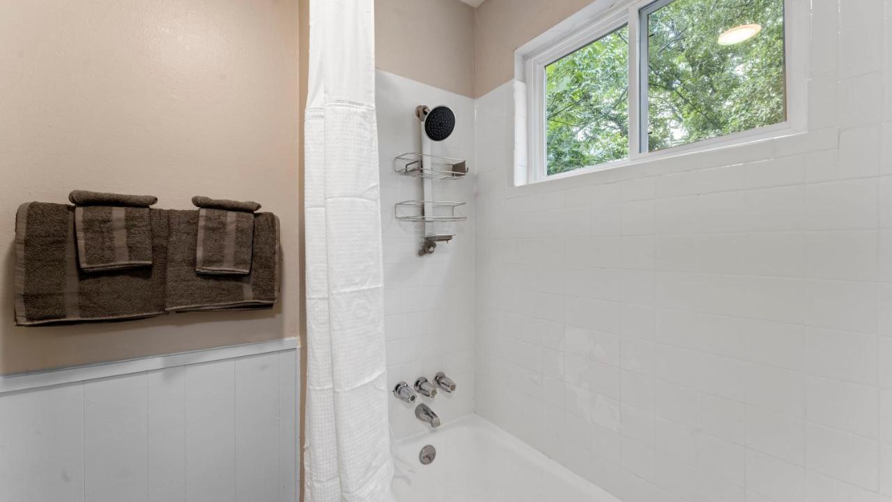 Cozy Efficiency Studios Close To Downtown And Domain Austin Exterior foto